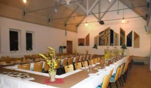 Gemeindehaus Roßtal mit Festbestuhlung